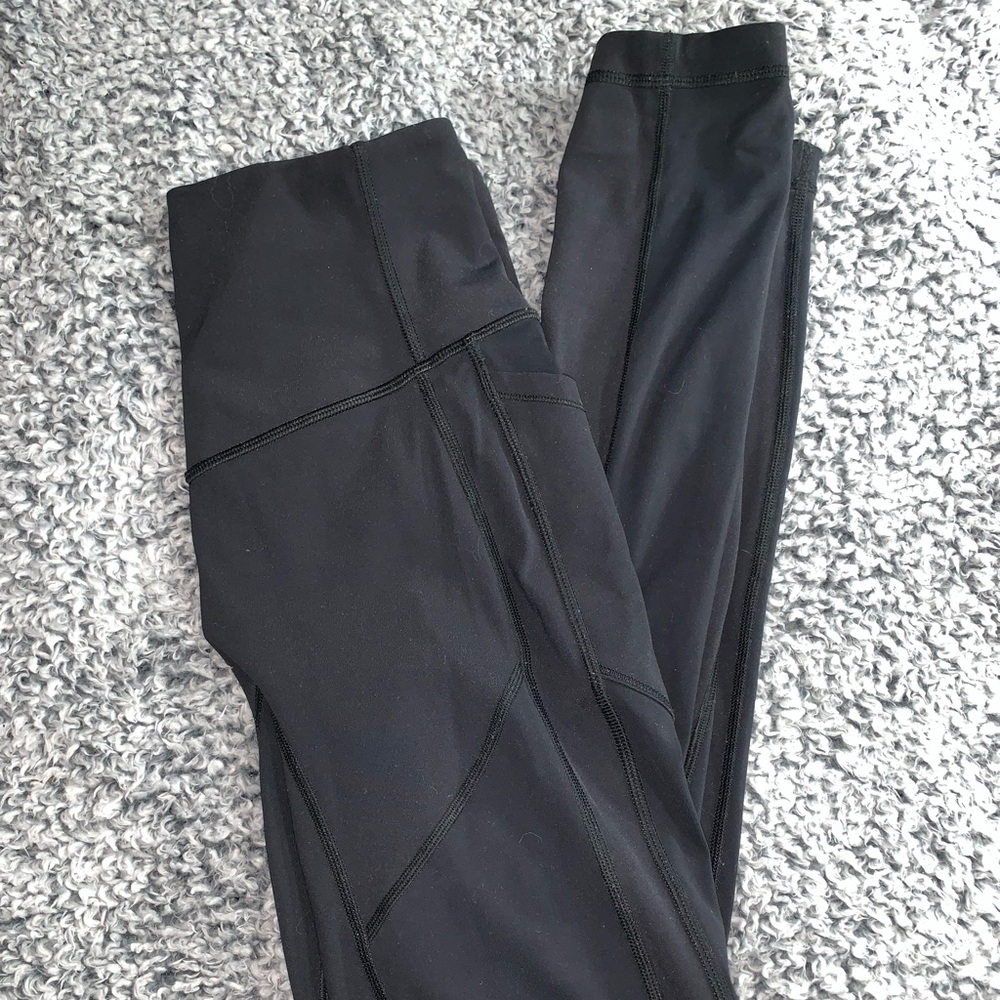 LULULEMON ATHLETIC LEGGINGS